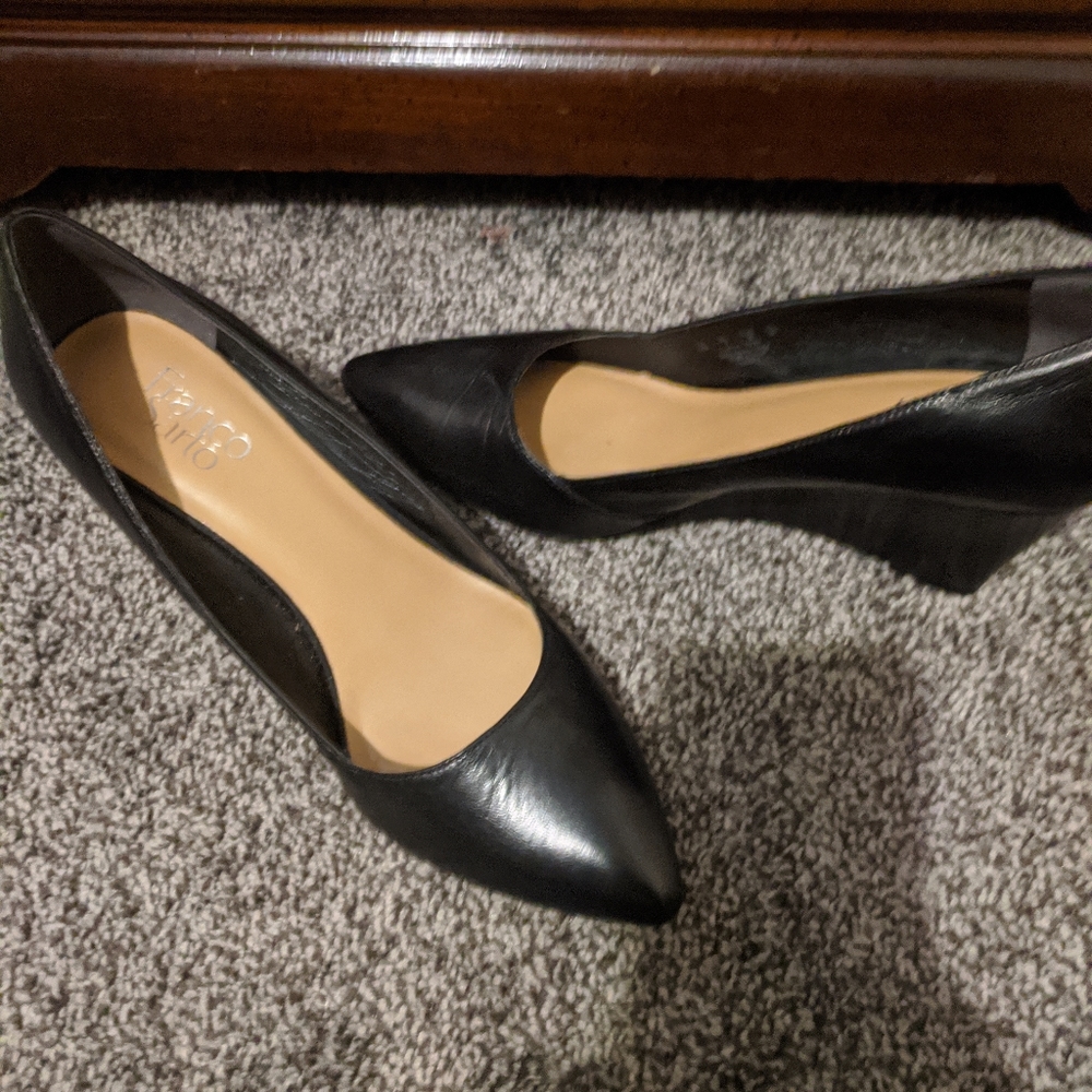 wedged shoes